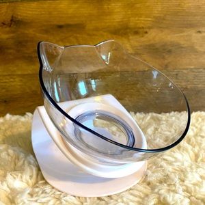 NWOT Easy digestion, elevated kitty bowl.